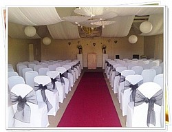 Red Carpet 10m, Chaircovers, black tiebacks